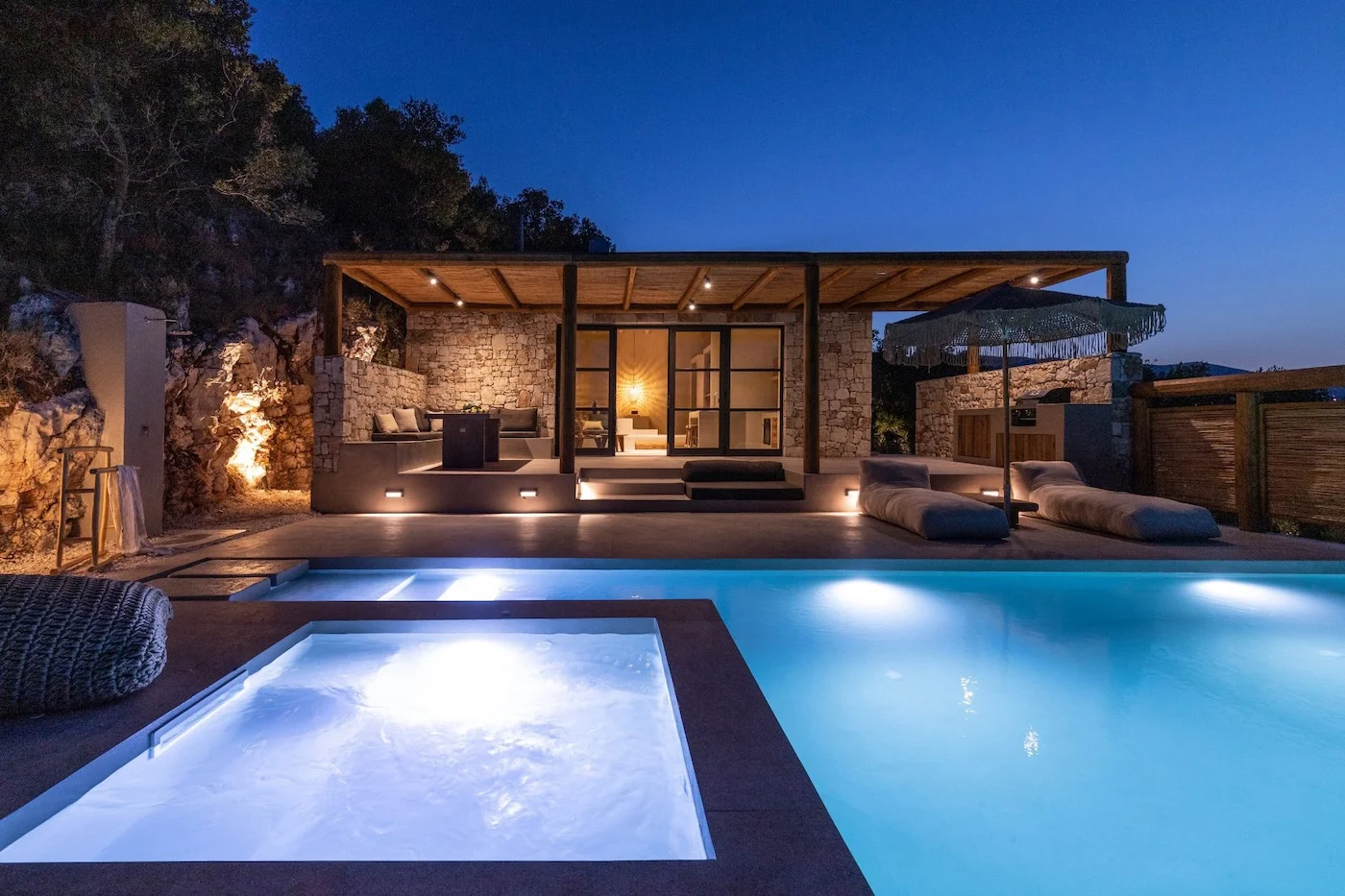 Dynamic Content Image